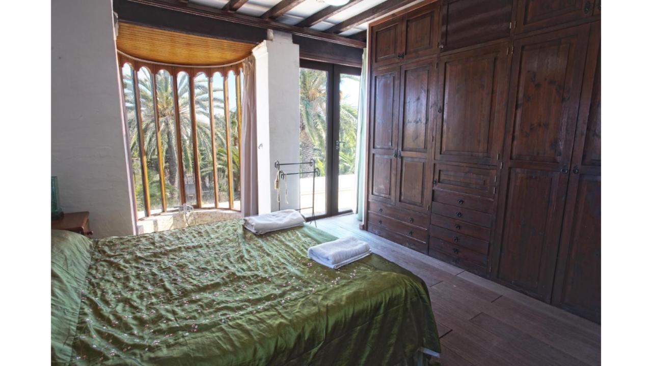 Villa Daniel 5 Mins By Taxi Into Ibiza Town Sant Jordi de ses Salines Exterior photo